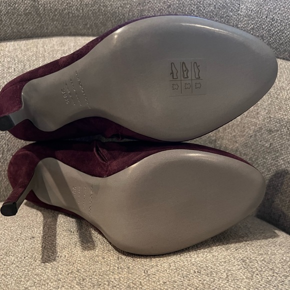 Suede stiletto booties from Sergio Rossi - Picture 2 of 7